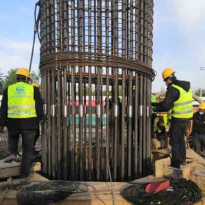 超大、超长桩基笼对接