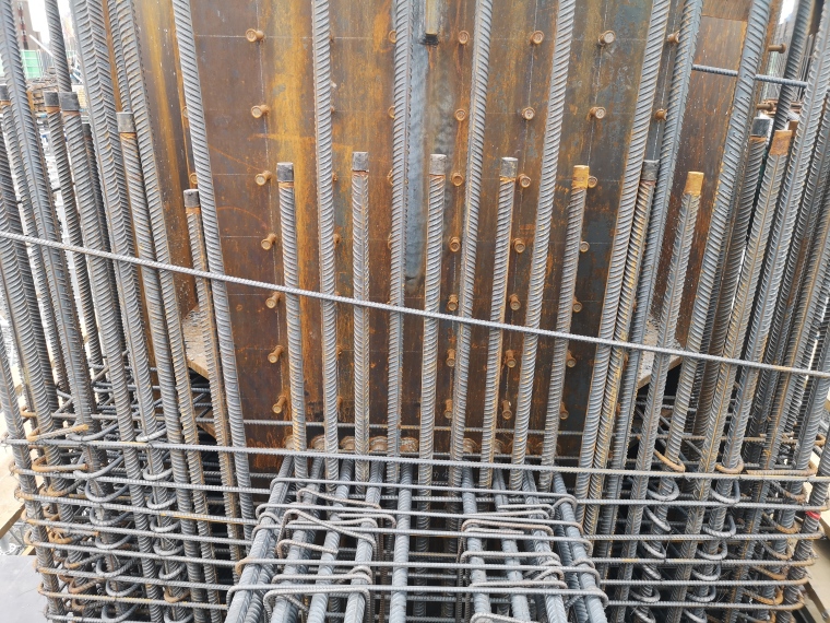 钢筋混凝土梁与型钢混凝土柱连接瓶颈技术插图