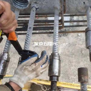 解决预制盖梁中湿接缝钢筋安装过程中缝隙过大