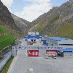 高速公路的翼，飞跃城市间的时空隧道